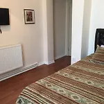 Hostel Nobel
