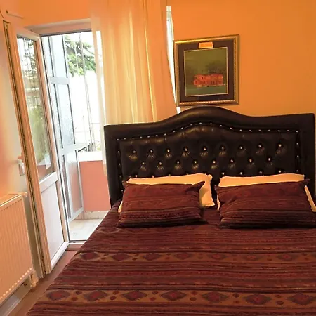 Hostel Nobel *