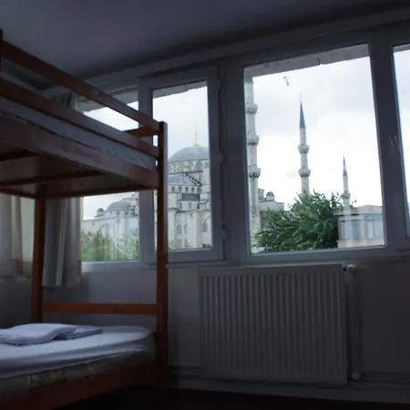 Nobel * Κωνσταντινούπολη