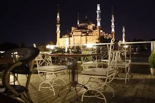 بيت شباب Nobel *