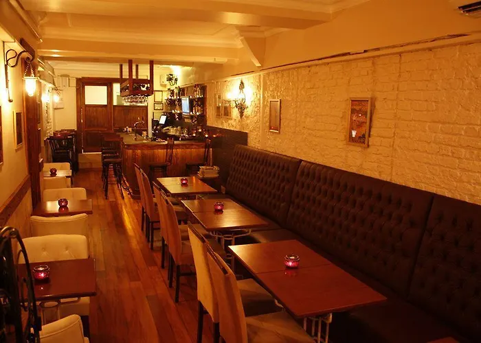 Nobel بيت شباب *