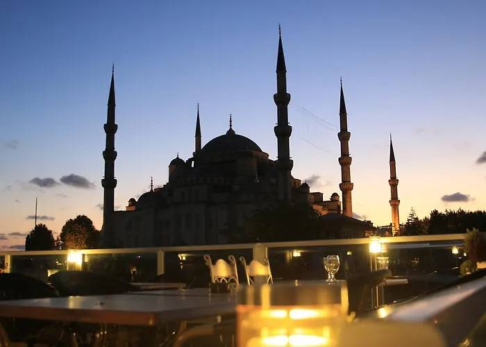 بيت شباب Nobel اسطنبول