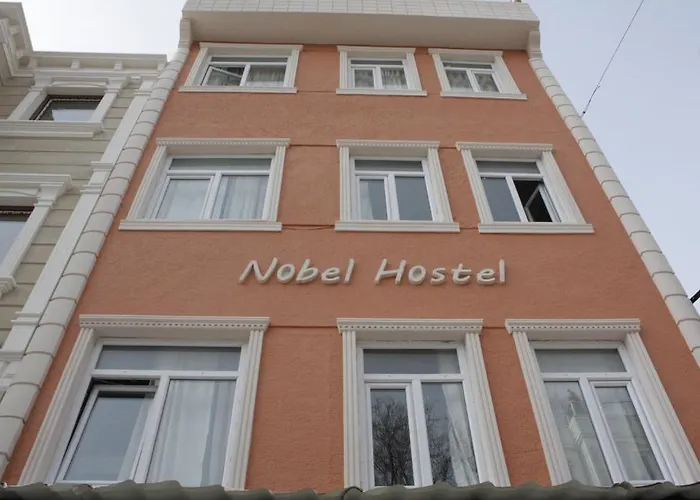 بيت شباب Nobel *