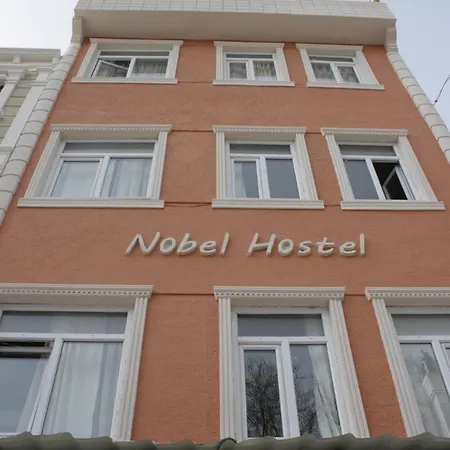 Hostal Nobel *